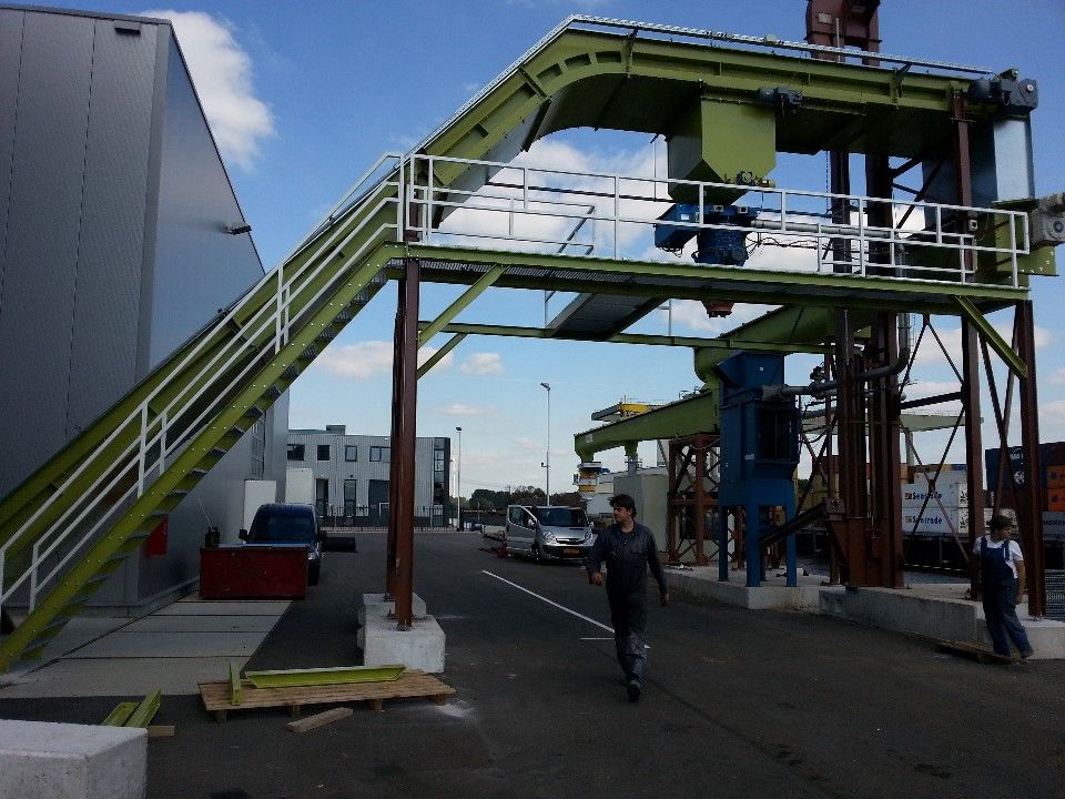 c3fd738684c9_resized_20120901_151658_1